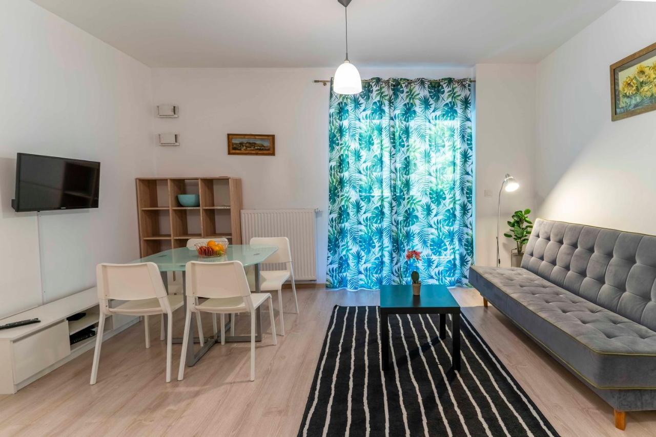 First - Green Zoliborz Apartment 6 Varsavia Esterno foto